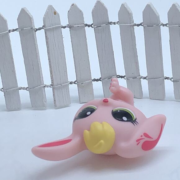 Littlest Pet Shop LPS G7 Pet Surprise Series 2 #76 Bunny Rabbit - Picture 3 of 4